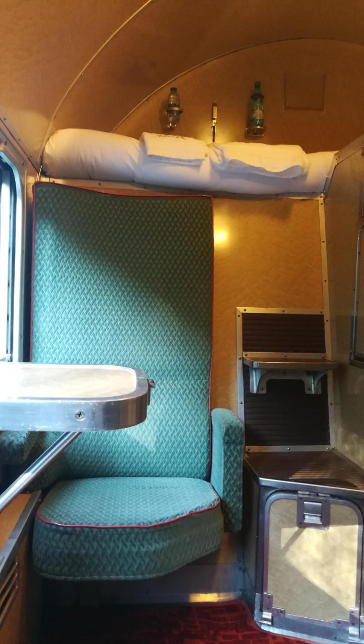Hotel Le Train Des Reves Dracy-Saint-Loup Zewnętrze zdjęcie