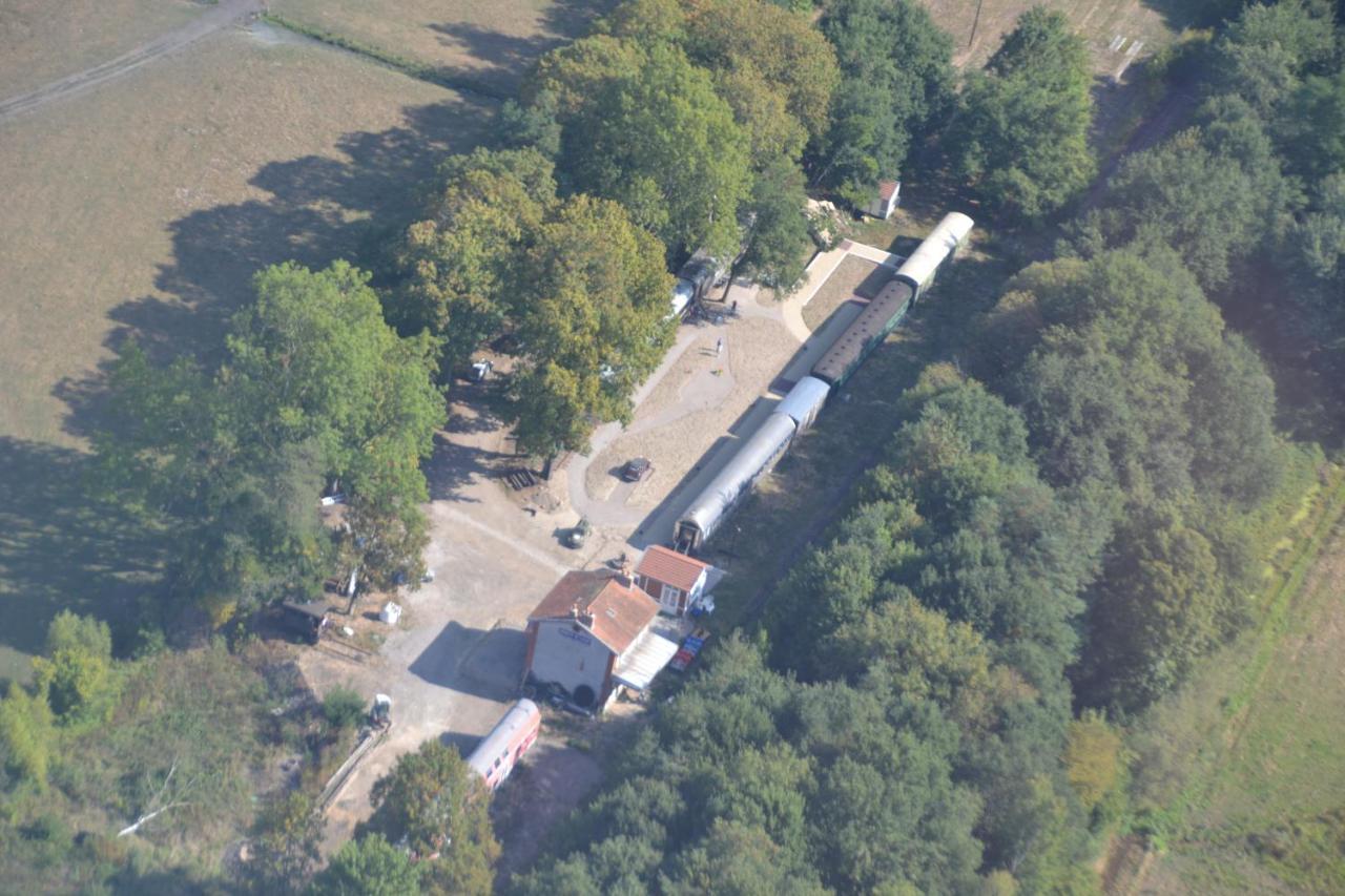 Hotel Le Train Des Reves Dracy-Saint-Loup Zewnętrze zdjęcie